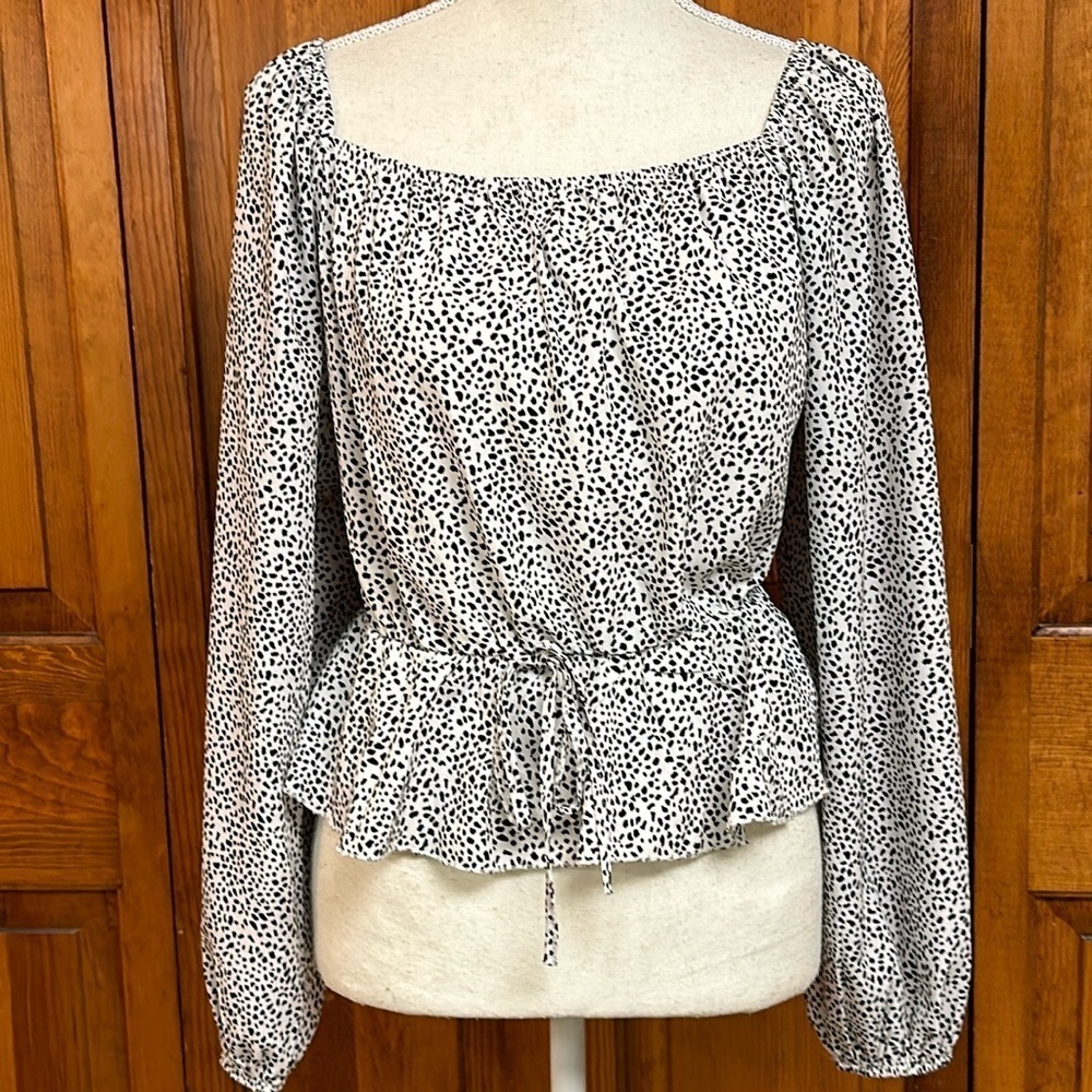 Altar’d State Animal Print Boho SquareNeck Off Shoulder Ballon Sleeve Crop Top S